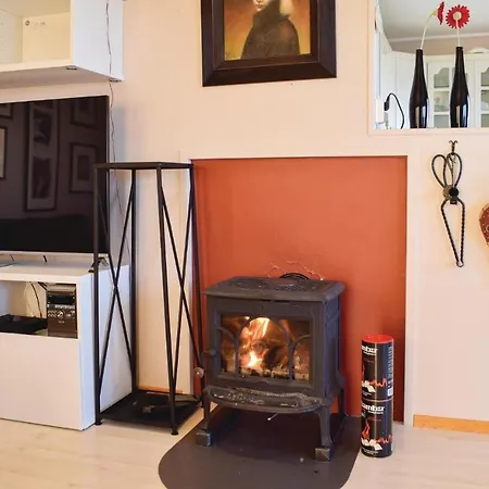Three-bedroom Holiday In Selvar Feriehus